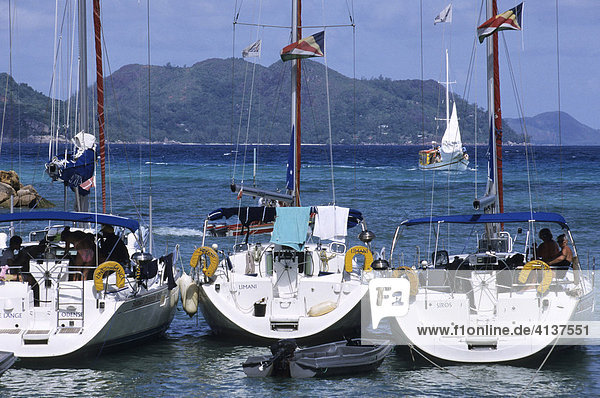 SYC  Seychelles  Praslin : Sailing yachts. |
