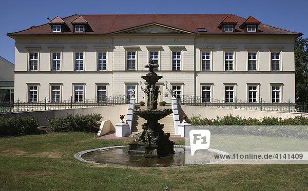 Schlosshotel Teschow  Golf- und Wellnesshotel  Teschow  bei Teterow  Mecklenburg-Vorpommern  Deutschland  Europa