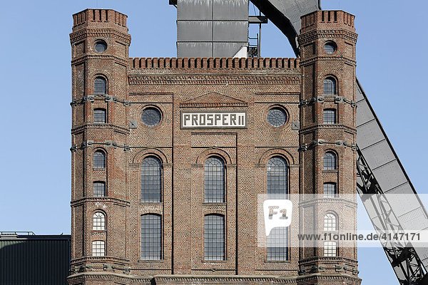 Malakowturm der Schachtanlage Prosper II Schacht 2  Bottrop  Nordrhein-Westfalen  Deutschland  Europa