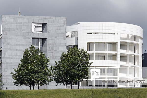 Modernes Gebäude der Hypobank  Architekt Richard Meier  Bankenviertel  Plateau de Kirdchberg  Luxemburg  Europa
