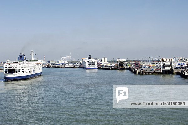 Der Fährhafen von Calais Frankreich