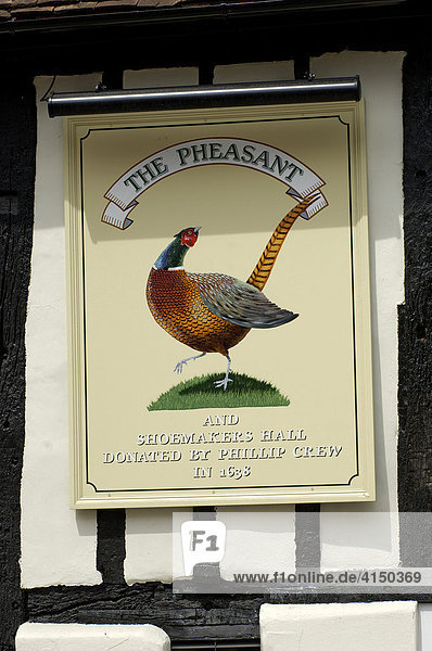 The Pheasant Schild vor Gasthaus in Salisbury Wiltshire England