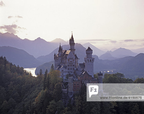 Schloß Neuschwanstein bei Füssen Deutschland