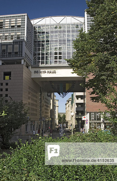Gebäude der Deutschen Genossenschafts Hypothekenbank DGHyp in Hamburg