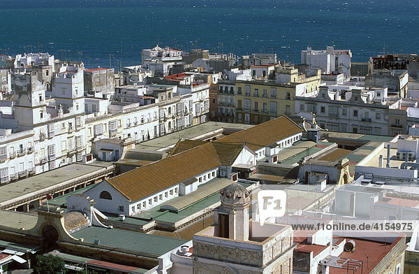 Mercado Central (Markthalle)  Blick von Torre Tavira  Cádiz  Costa de la Luz  Provinz Cadiz  Andalusien  Spanien