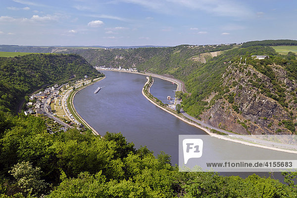View of the Rhine Gorge and the Loreley rock near St. Goarshausen  Middle Rhine  Rhineland-Palatinate  Germany