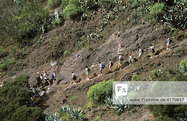 Wandergruppe in Masca  Teno-Gebirge  Teneriffa  Kanarische Inseln  Spanien