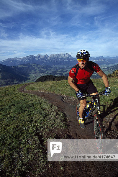 Mountain biker  Kirchberg  Kitzbueheler Alpen  Tyrol  Austria