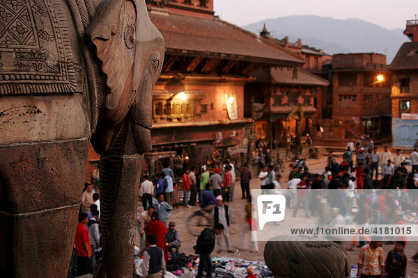 Elephants in front of the Nyatapola Pagoda  Taumadhi Square  Bhaktapur  Nepal