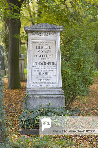 Grab von Alois Senefelder  1771-1834  Lithograph  Alter Südfriedhof München  Bayern  Deutschland