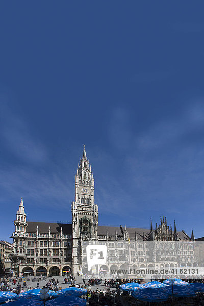 Neues Rathaus am Marienplatz in München  Bayern  Deutschland