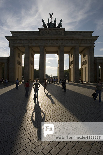 Berlin  Brandenburger Tor  Deutschland