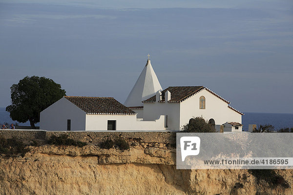 Kapelle Senhora da Rocha  Frau vom Felsen  nahe Lagoa  Algarve  Portugal