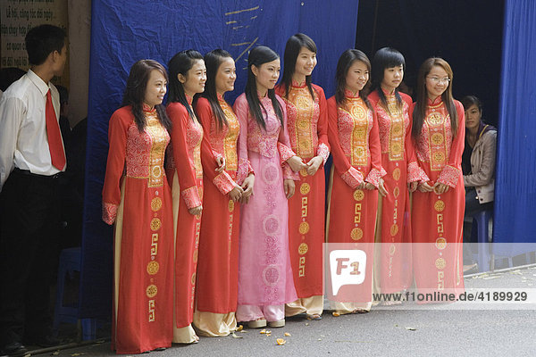 Vietnamese women  Vietnam  Asien