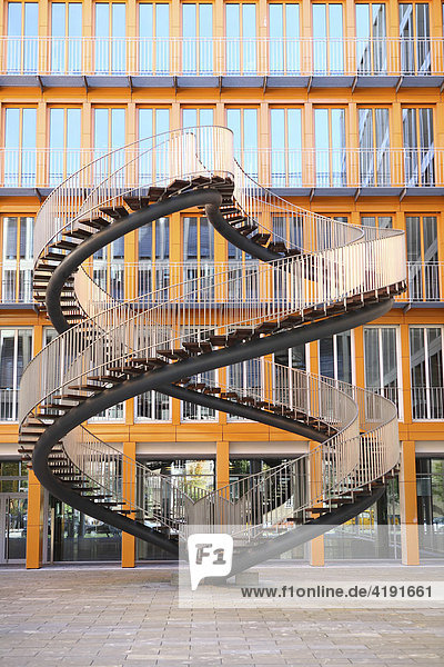 Endlose Treppe  Fassade  Bürogebäude  Alte Messe München  Theresienhöhe  München  Bayern  Deutschland