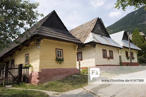 Ortschaft Vlkolínec  typisches Bergdorf im Gebirge Velká Fatra  Kulturreservat  Weltkulturerbe der UNESCO Slowakei