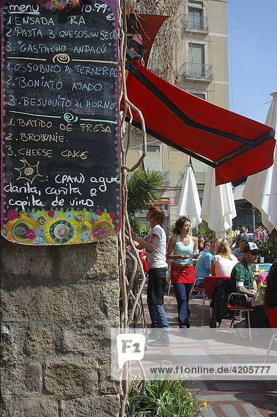 Cafe & restaurant Ra at Plaza de la Gardunya  Barcelona  Catalonia  Spain  Europe