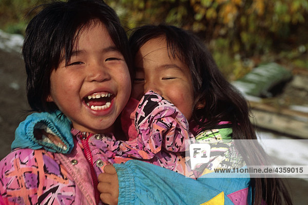 Porträt von AK Native Eskimo Kinder Kobuk AK wir Herbst