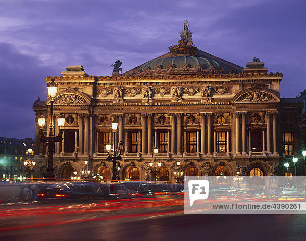 Opernhaus  Oper  Paris  Frankreich  EU  Europa  europäisch  Französisch  Hauptstadt  Stadt  Wahrzeichen  Barock  Architektur  Ve