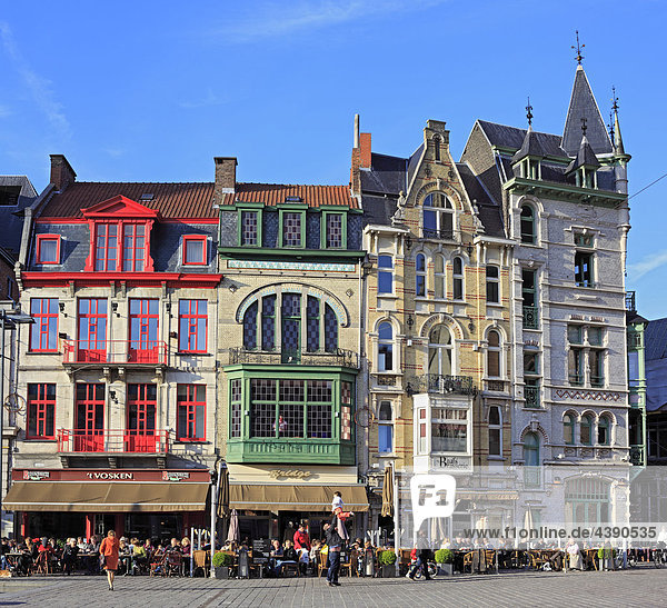 Belgien  Europa  europäisch  belgisch  Westeuropa  Architektur  Gebäude  Stadt  Gent  Gend  Gand  Flämisch  Flandern  Strassenca