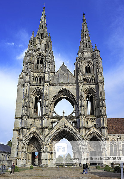 Frankreich  Französisch  Europa  europäisch  Westeuropa  Architektur  Gebäude  Stadt  Soissons  Aisne Departement  Picardie  Kir