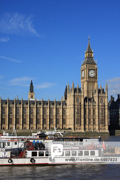 Great Britain  England  UK  United Kingdom  London  travel  tourism  tower  rook  clock  watch  parliament  landmark  Westminster  Big Ben  tower  rook  Thames  bus  boats