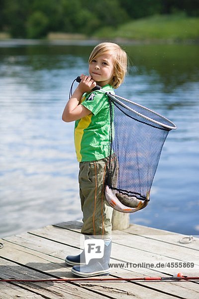 Fisch Pisces Junge - Person fangen halten Netz