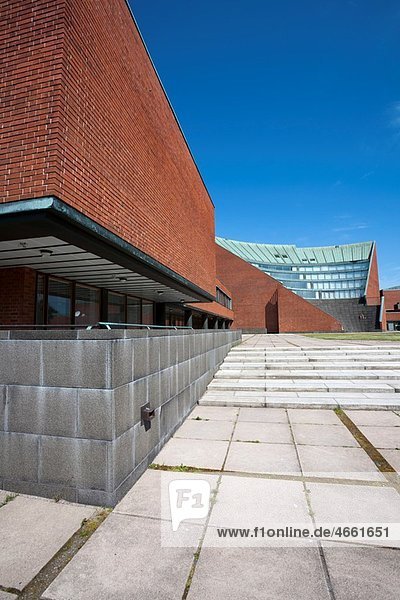 The main building of the Helsinki University of Technology