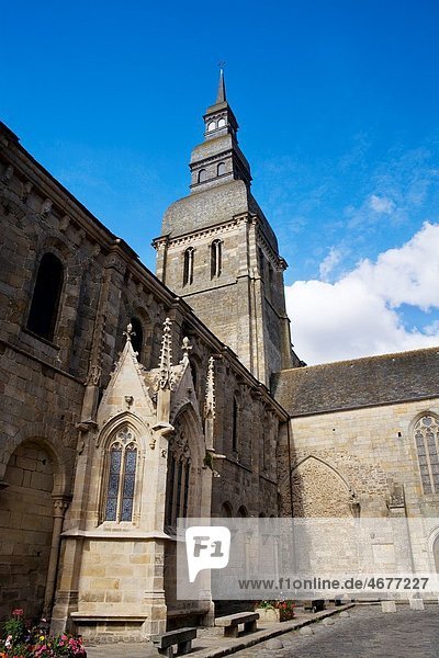 Saint-Sauveur church  in the old town of Dinan  in Cotes d´Armor department  Brittany France It was built in the XII century  but renovated in the XV and XVIII Centuries  in Ghotic and Baroque styles