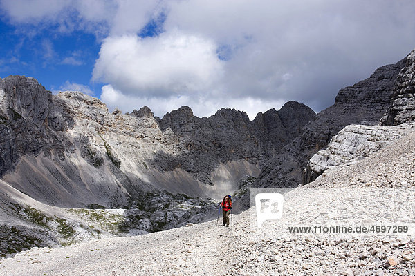 Hiker  Gruppo del Sorapiss  Dolomites  Alto Adige  South Tirol  Alps  Italy  Europe