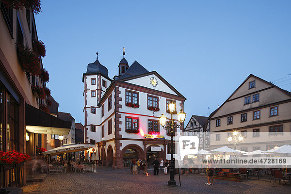 Rathaus am Marktplatz  Lohr am Main  Mainfranken  Unterfranken  Franken  Bayern  Deutschland  Europa