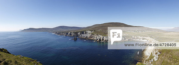 Südwestküste von Achill Island mit Ashleam  County Mayo  Connacht  Republik Irland  Europa