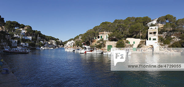 Port in Cala Figuera  Santanyi  Majorca  Balearic Islands  Spain  Europe