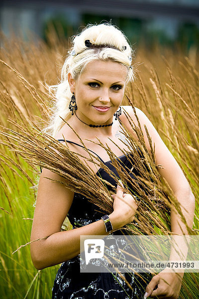 Outdoor portrait of a young woman