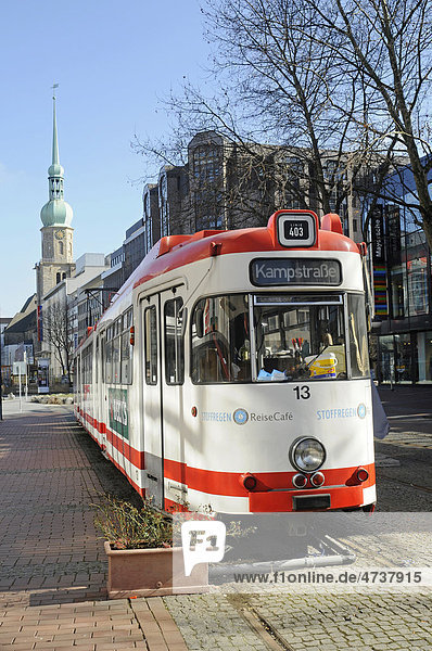 Stillgelegte Straßenbahn  Kampstraße  Reinoldikirche  Innenstadt  Dortmund  Ruhrgebiet  Nordrhein-Westfalen  Deutschland  Europa