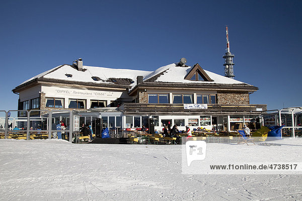 Gipfelrestaurant Cima am Gipfelplateau  Wintersportgebiet Kronplatz  2272m  Bruneck  Pustertal  Südtirol  Italien  Europa
