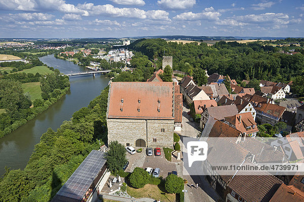 Altstadt mit Neckar und Steinhaus vom Blauen Turm  Bad Wimpfen  Neckartal  Baden-Württemberg  Deutschland  Europa