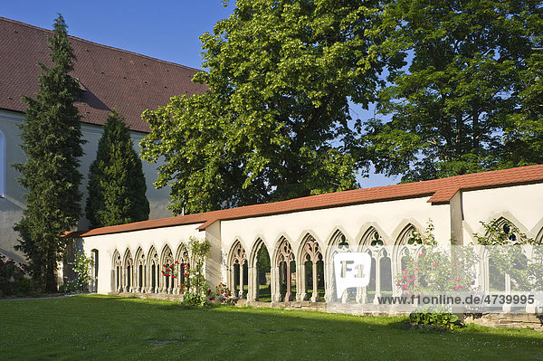 Kreuzgang  Kloster Kirchberg  Sulz am Neckar  Schwarzwald  Baden-Württemberg  Deutschland  Europa