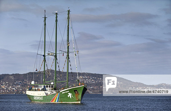 Das Greenpeace-Schiff Rainbow Warrior II  Bergen  Norwegen  Europa