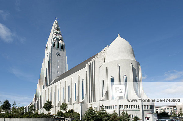 Kirche  evangelisch-lutherische Pfarrkirche HallgrÌmskirkja  Hallgrimskirkja  Zentrum  Innenstadt  ReykjavÌk  Reykjavik  Island  Skandinavien  Nordeuropa  Europa