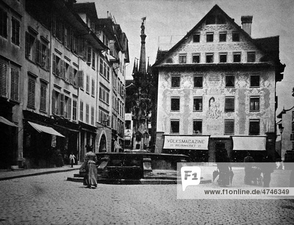 Eine der ersten Autotypien vom Weinmarkt in Luzern  Schweiz  historisches Bild  1884