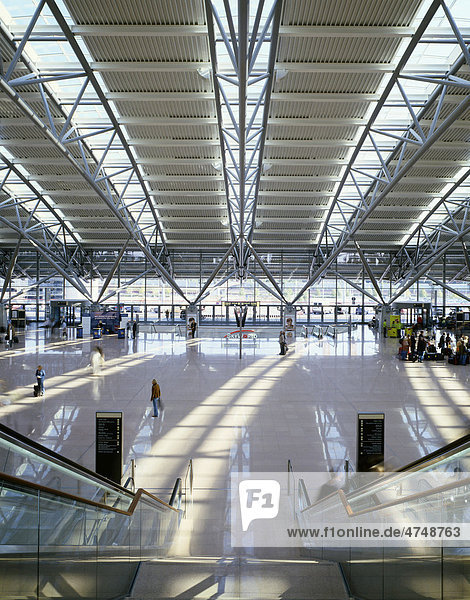 Flughafen Terminal 1  Hamburg  Deutschland  Europa