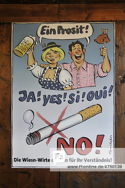 Plakat zum Rauchverbot  Oktoberfest  München  Bayern  Deutschland  Europa