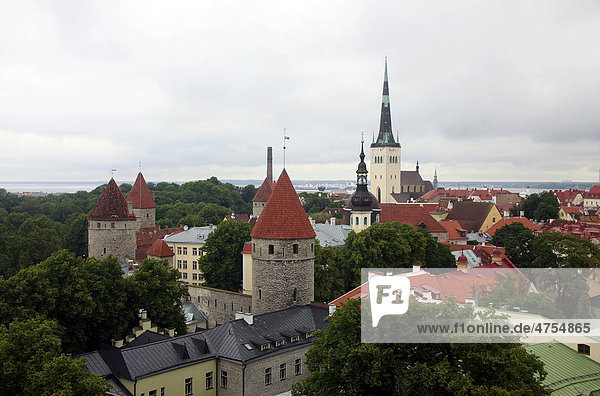 Blick über Tallinn  Estland  Baltikum  Europa