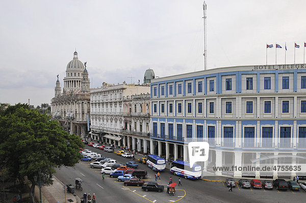 Plaza Central Havanna Altstadt Kuba Karibik Mittelamerika