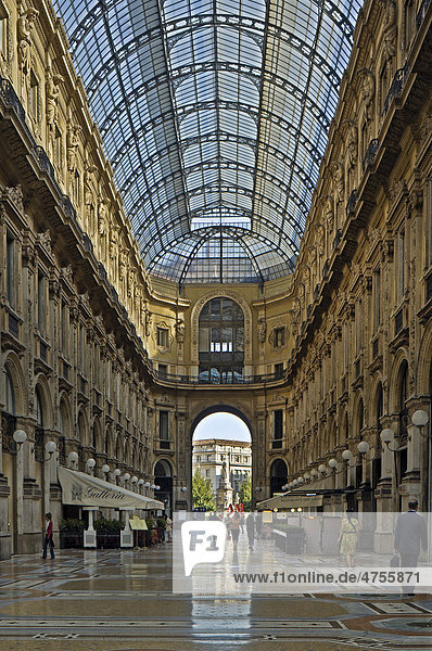 Galleria Vittorio Emanuele II  Milan  Italy  Europe