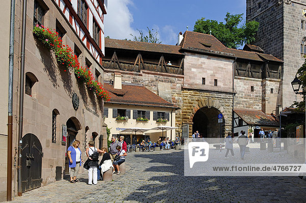 Stadtmauer am Tiergärtner Tor  Nürnberg  Mittelfranken  Franken  Bayern  Deutschland  Europa