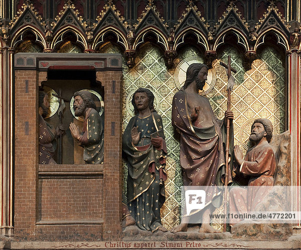 Szene aus dem Leben Christus  der auferstandene Christus erscheint Petrus und Johannnes  Notre Dame de Paris Kathedrale  Paris  Frankreich  Europa