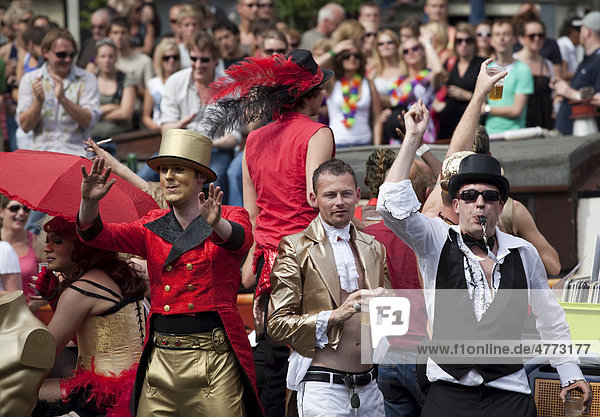 Gay Parade auf der Prinsengracht und der Amstel  August 2009  Amsterdam  Holland  Niederlande  Europa