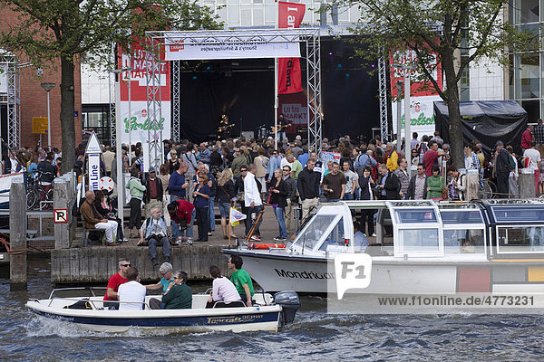 Uitmarkt 2009 Festival in the city centre  Amsterdam  Holland  Netherlands  Europe